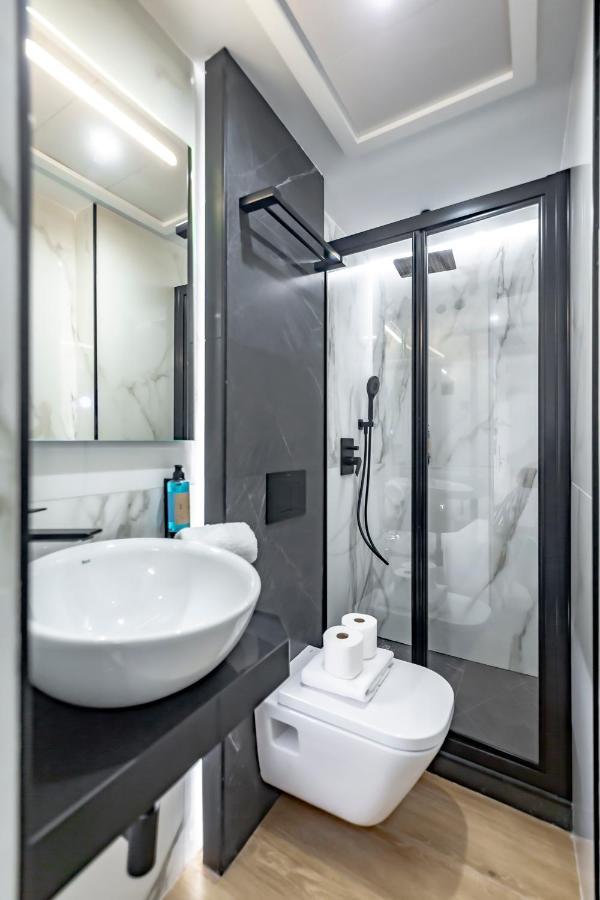 Dobohomes - Montesa 20 Aparthotel Madrid