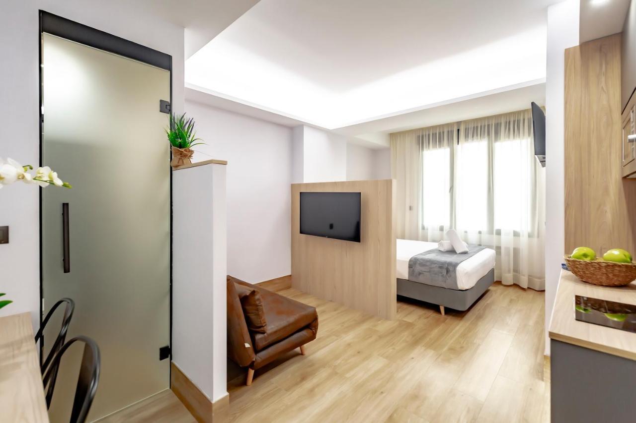 Dobohomes - Montesa 20 Aparthotel Madrid